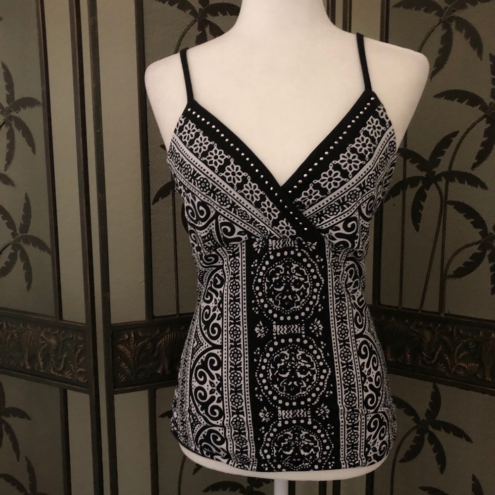 White House Black Market Top